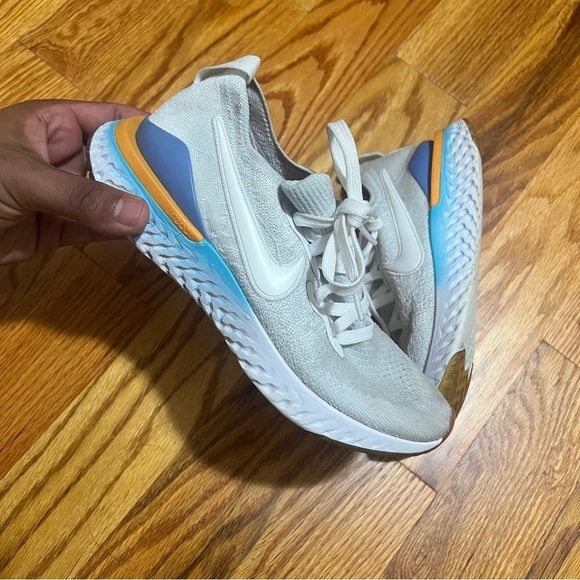 Nike React Running Sneaker - Picture 1 of 4